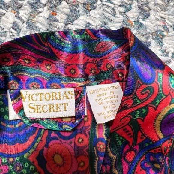VICTORIAS SECRET GOLD LABEL VINTAGE TIE ROBE PAISLEY WOMENS SIZE SMALL - Picture 2 of 4